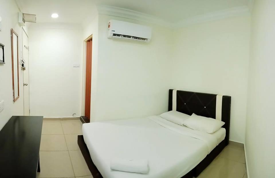 Cattleya Glory Hotel Johor Bahru Exterior foto